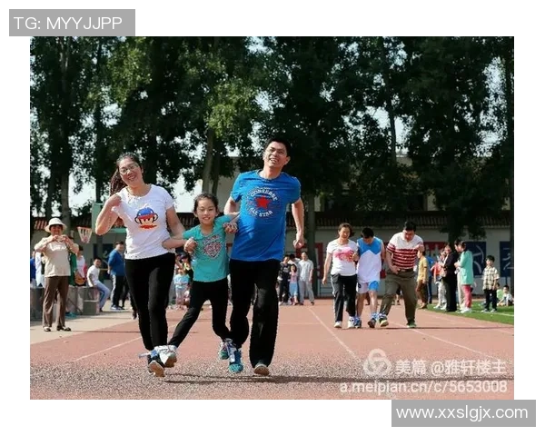 卡尔足球天赋异禀的成长历程与职业生涯的辉煌瞬间